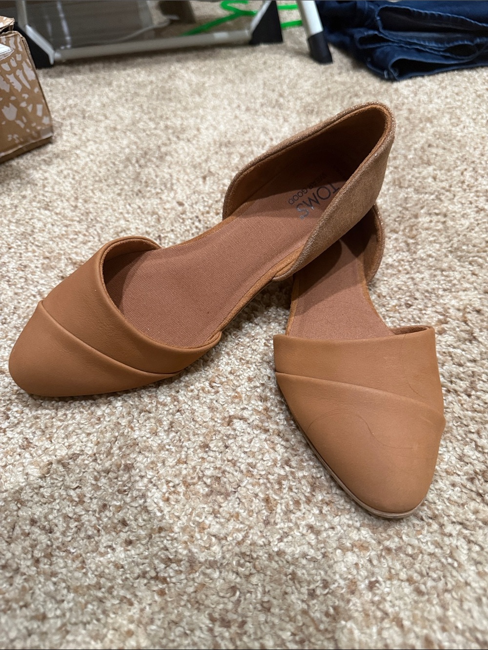 TOMS Women's Tan Pointed D'Orsay Flats — Warm Tan